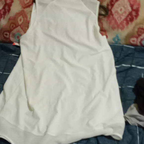 Joe Fresh Active Top XL - Picture 4 of 4